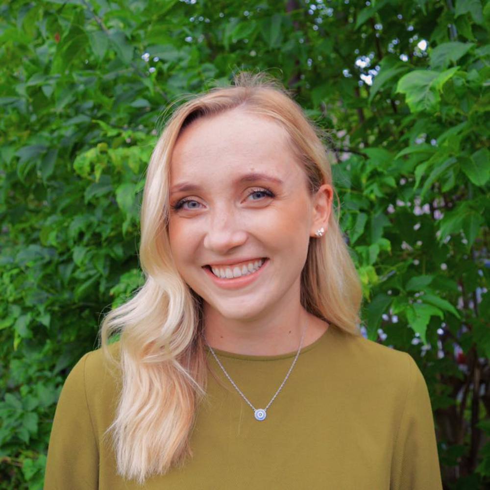 Meet your Posher, Natalie